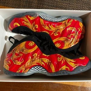 Supreme red foamposites